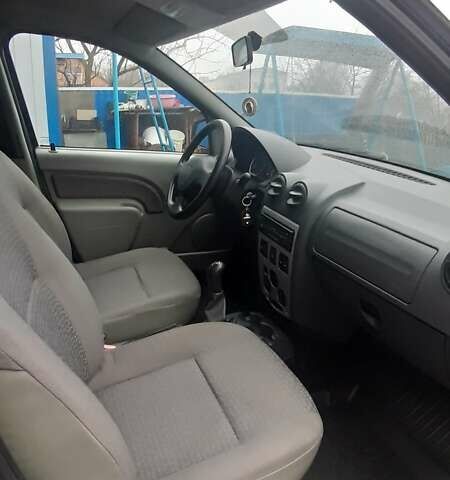 Сірий Дачія Logan, об'ємом двигуна 1.6 л та пробігом 148 тис. км за 5500 $, фото 19 на Automoto.ua