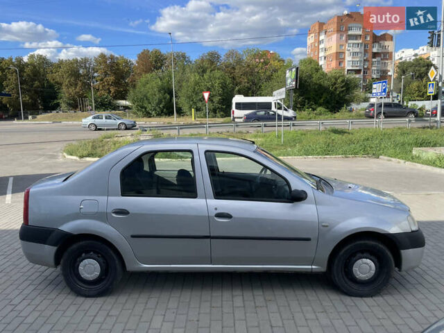 Серый Дачия Логан, объемом двигателя 1.4 л и пробегом 294 тыс. км за 3350 $, фото 3 на Automoto.ua