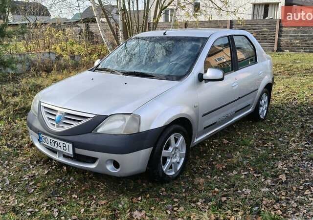 Сірий Дачія Logan, об'ємом двигуна 1.6 л та пробігом 300 тис. км за 2700 $, фото 2 на Automoto.ua