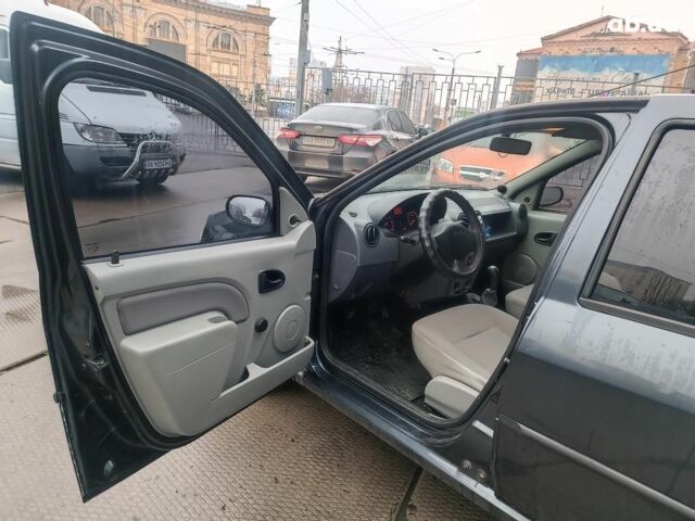 Серый Дачия Логан, объемом двигателя 1.6 л и пробегом 360 тыс. км за 3190 $, фото 17 на Automoto.ua