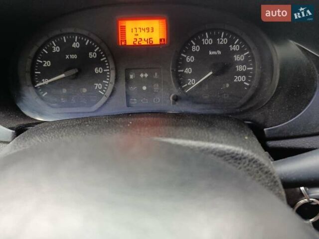 Сірий Дачія Logan, об'ємом двигуна 1.39 л та пробігом 177 тис. км за 3300 $, фото 1 на Automoto.ua