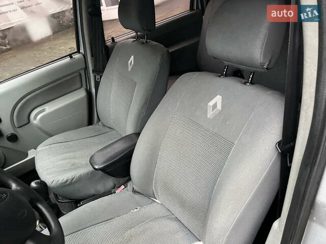 Серый Дачия Логан, объемом двигателя 1.6 л и пробегом 240 тыс. км за 3500 $, фото 10 на Automoto.ua