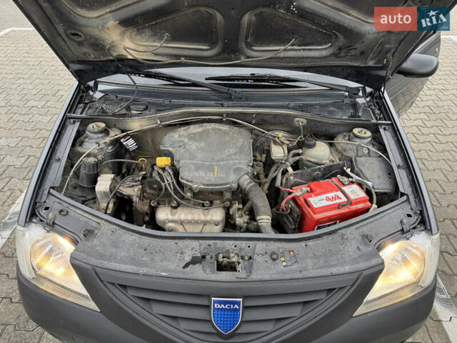 Серый Дачия Логан, объемом двигателя 1.4 л и пробегом 213 тыс. км за 3600 $, фото 25 на Automoto.ua