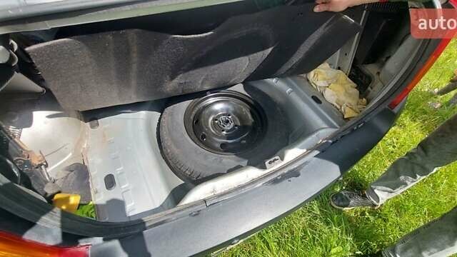 Серый Дачия Логан, объемом двигателя 1.39 л и пробегом 223 тыс. км за 2950 $, фото 10 на Automoto.ua