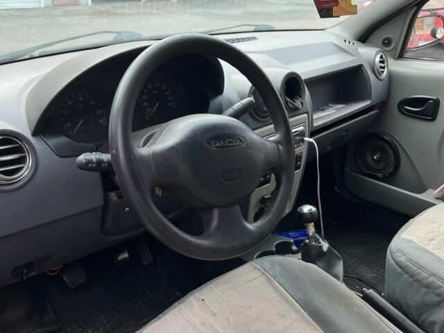 Серый Дачия Логан, объемом двигателя 1.4 л и пробегом 360 тыс. км за 1800 $, фото 5 на Automoto.ua