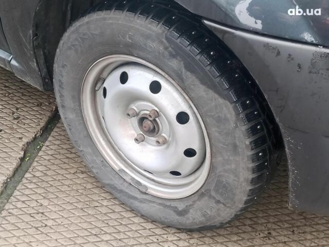 Серый Дачия Логан, объемом двигателя 1.6 л и пробегом 360 тыс. км за 3190 $, фото 5 на Automoto.ua