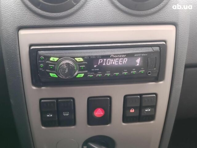 Серый Дачия Логан, объемом двигателя 1.6 л и пробегом 360 тыс. км за 3190 $, фото 21 на Automoto.ua