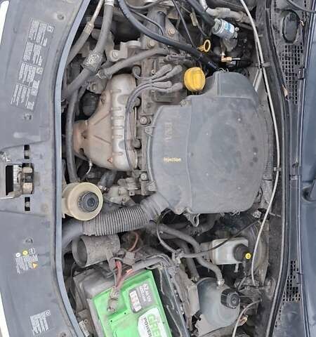 Серый Дачия Логан, объемом двигателя 1.6 л и пробегом 228 тыс. км за 4300 $, фото 6 на Automoto.ua