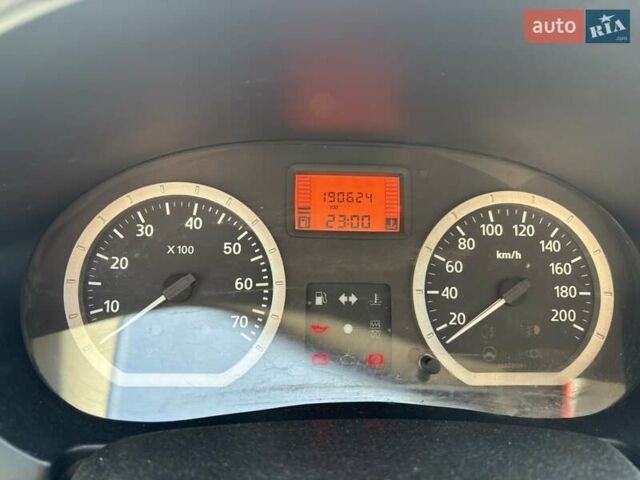 Серый Дачия Логан, объемом двигателя 1.6 л и пробегом 190 тыс. км за 3500 $, фото 7 на Automoto.ua