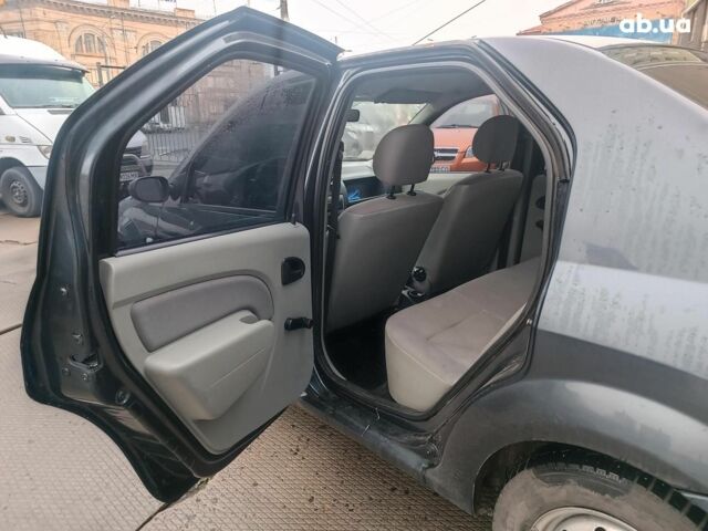 Серый Дачия Логан, объемом двигателя 1.6 л и пробегом 360 тыс. км за 3190 $, фото 12 на Automoto.ua