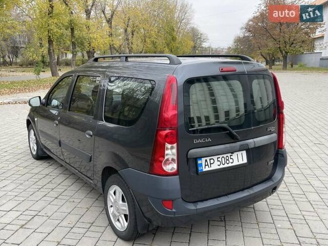 Серый Дачия Логан, объемом двигателя 1.6 л и пробегом 186 тыс. км за 3950 $, фото 2 на Automoto.ua