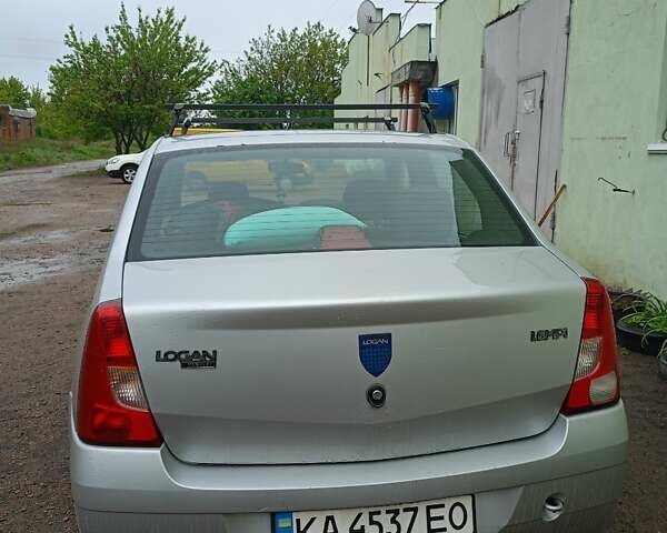 Серый Дачия Логан, объемом двигателя 1.6 л и пробегом 186 тыс. км за 3500 $, фото 9 на Automoto.ua