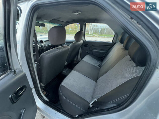 Серый Дачия Логан, объемом двигателя 1.39 л и пробегом 505 тыс. км за 1600 $, фото 10 на Automoto.ua