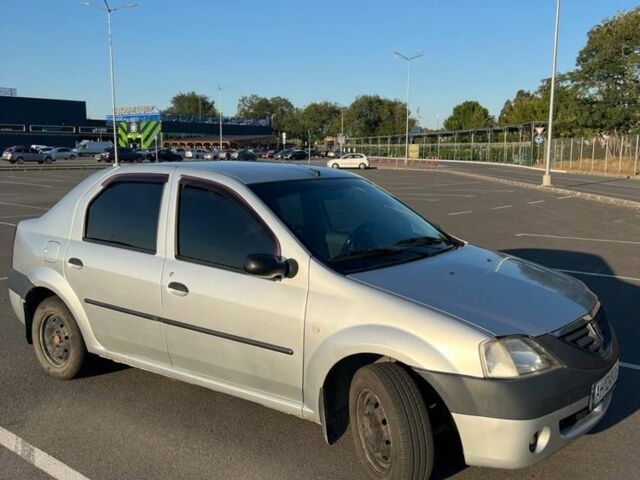 Серый Дачия Логан, объемом двигателя 1.4 л и пробегом 200 тыс. км за 3500 $, фото 2 на Automoto.ua