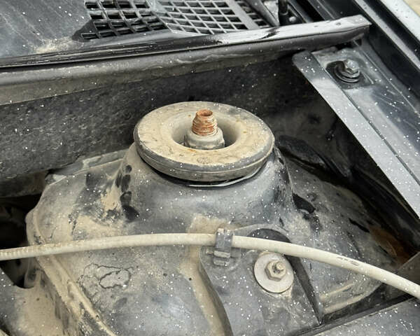 Серый Дачия Логан, объемом двигателя 1.4 л и пробегом 213 тыс. км за 3600 $, фото 28 на Automoto.ua