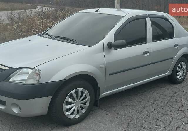 Сірий Дачія Logan, об'ємом двигуна 1.6 л та пробігом 160 тис. км за 3700 $, фото 11 на Automoto.ua