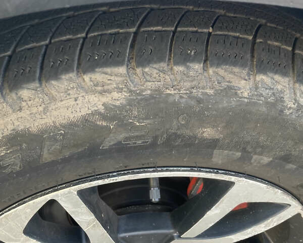 Серый Дачия Логан, объемом двигателя 1.39 л и пробегом 280 тыс. км за 2100 $, фото 5 на Automoto.ua
