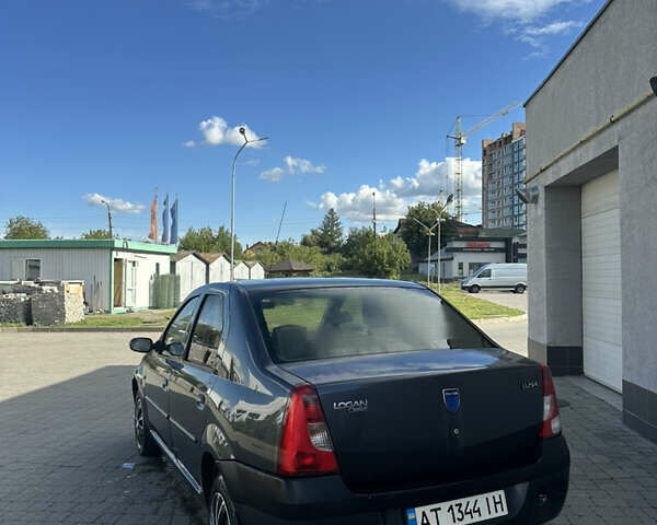Сірий Дачія Logan, об'ємом двигуна 1.39 л та пробігом 224 тис. км за 3200 $, фото 4 на Automoto.ua