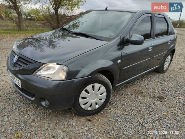 Серый Дачия Логан, объемом двигателя 1.6 л и пробегом 187 тыс. км за 3500 $, фото 2 на Automoto.ua