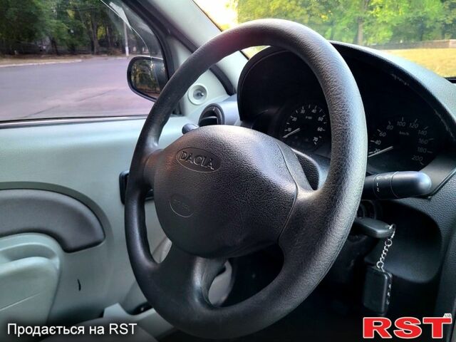 Серый Дачия Логан, объемом двигателя 1.6 л и пробегом 142 тыс. км за 3900 $, фото 6 на Automoto.ua