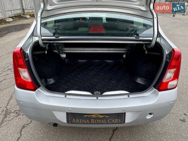 Сірий Дачія Logan, об'ємом двигуна 1.6 л та пробігом 176 тис. км за 4700 $, фото 19 на Automoto.ua