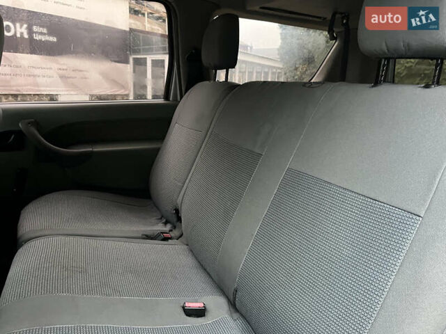 Серый Дачия Логан, объемом двигателя 1.6 л и пробегом 240 тыс. км за 3500 $, фото 15 на Automoto.ua