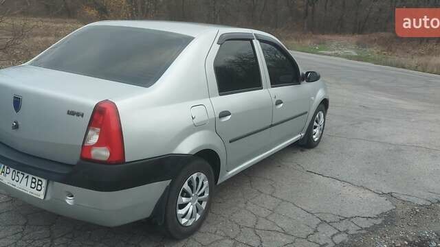 Сірий Дачія Logan, об'ємом двигуна 1.6 л та пробігом 160 тис. км за 3700 $, фото 21 на Automoto.ua