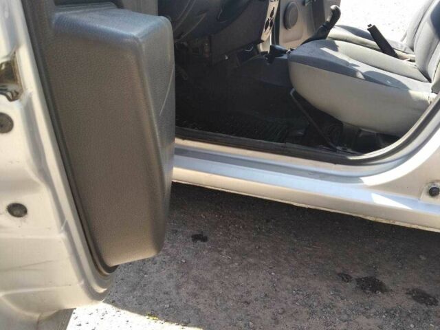 Серый Дачия Логан, объемом двигателя 1.4 л и пробегом 276 тыс. км за 2850 $, фото 11 на Automoto.ua