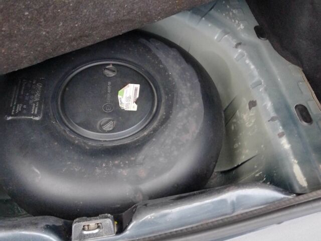 Серый Дачия Логан, объемом двигателя 1.4 л и пробегом 250 тыс. км за 3200 $, фото 13 на Automoto.ua