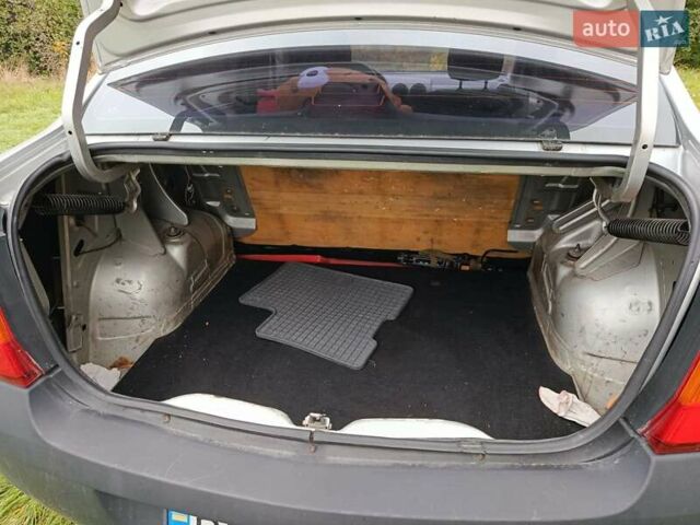 Сірий Дачія Logan, об'ємом двигуна 1.39 л та пробігом 177 тис. км за 3300 $, фото 4 на Automoto.ua