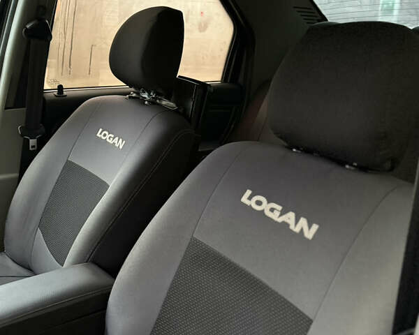 Серый Дачия Логан, объемом двигателя 1.39 л и пробегом 280 тыс. км за 2550 $, фото 7 на Automoto.ua