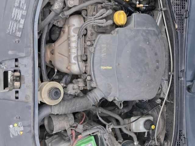 Серый Дачия Логан, объемом двигателя 1.6 л и пробегом 228 тыс. км за 4200 $, фото 6 на Automoto.ua