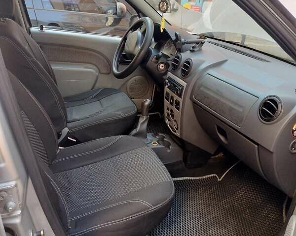 Дачия Логан 2007 в Одессе на Automoto.ua Серый Дачия Логан, объемом двигателя 1.6 л и пробегом 211 тыс. км за 5100 $, фото 3 на Automoto.ua