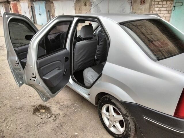 Серый Дачия Логан, объемом двигателя 1.4 л и пробегом 151 тыс. км за 4300 $, фото 2 на Automoto.ua