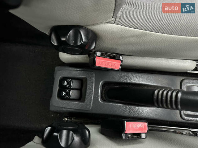 Сірий Дачія Logan, об'ємом двигуна 1.6 л та пробігом 171 тис. км за 5700 $, фото 35 на Automoto.ua