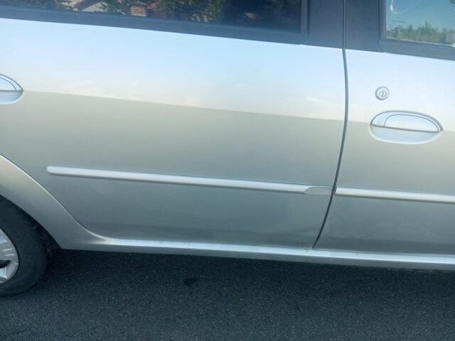 Сірий Дачія Logan, об'ємом двигуна 1.6 л та пробігом 185 тис. км за 5000 $, фото 13 на Automoto.ua