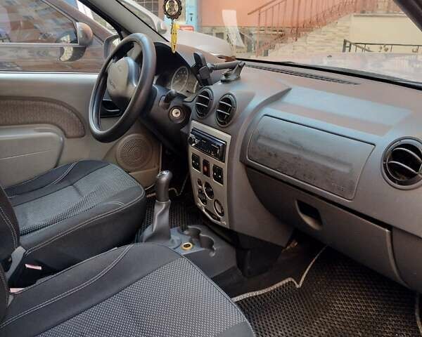 Дачия Логан 2007 в Одессе на Automoto.ua Серый Дачия Логан, объемом двигателя 1.6 л и пробегом 211 тыс. км за 5100 $, фото 1 на Automoto.ua