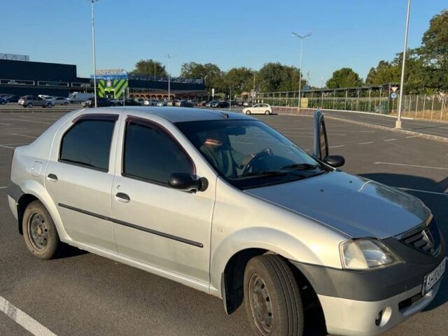 Серый Дачия Логан, объемом двигателя 1.4 л и пробегом 200 тыс. км за 3500 $, фото 1 на Automoto.ua