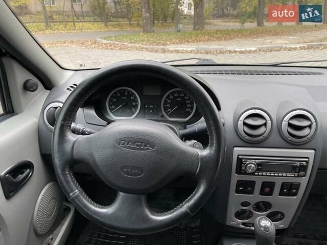 Серый Дачия Логан, объемом двигателя 1.6 л и пробегом 186 тыс. км за 3950 $, фото 17 на Automoto.ua