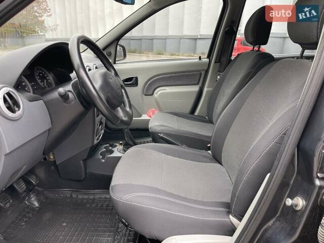 Серый Дачия Логан, объемом двигателя 1.6 л и пробегом 186 тыс. км за 3950 $, фото 8 на Automoto.ua