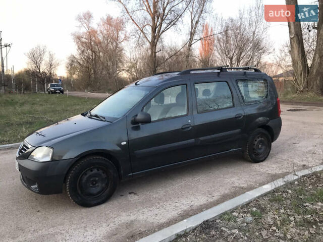 Серый Дачия Логан, объемом двигателя 1.6 л и пробегом 265 тыс. км за 4400 $, фото 13 на Automoto.ua