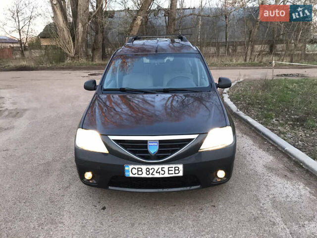 Серый Дачия Логан, объемом двигателя 1.6 л и пробегом 265 тыс. км за 4400 $, фото 2 на Automoto.ua