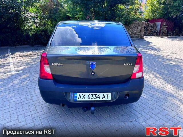 Серый Дачия Логан, объемом двигателя 1.6 л и пробегом 219 тыс. км за 4200 $, фото 3 на Automoto.ua