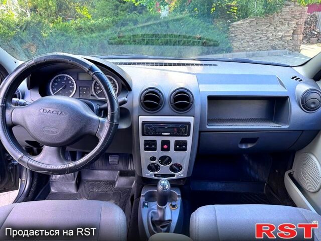 Серый Дачия Логан, объемом двигателя 1.6 л и пробегом 219 тыс. км за 4200 $, фото 13 на Automoto.ua