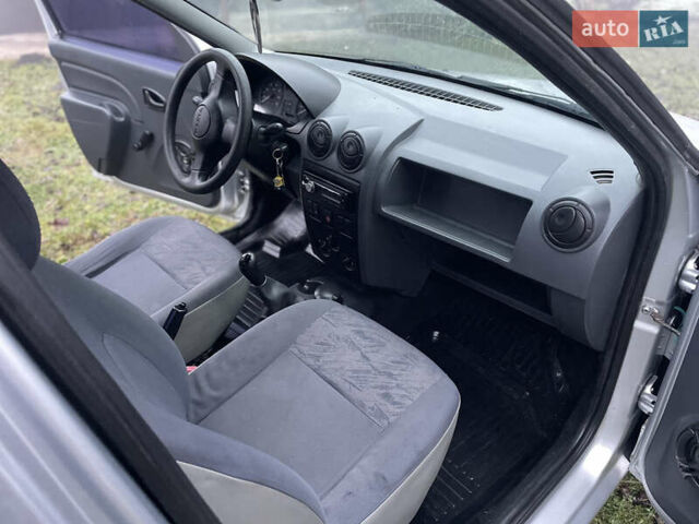 Сірий Дачія Logan, об'ємом двигуна 1.39 л та пробігом 246 тис. км за 1800 $, фото 6 на Automoto.ua