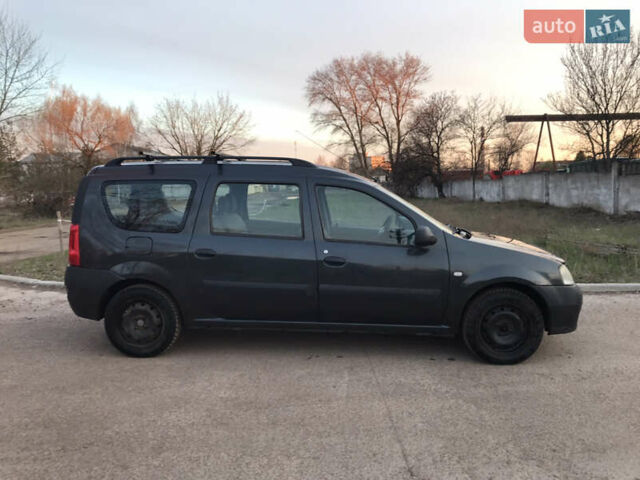 Серый Дачия Логан, объемом двигателя 1.6 л и пробегом 265 тыс. км за 4400 $, фото 5 на Automoto.ua