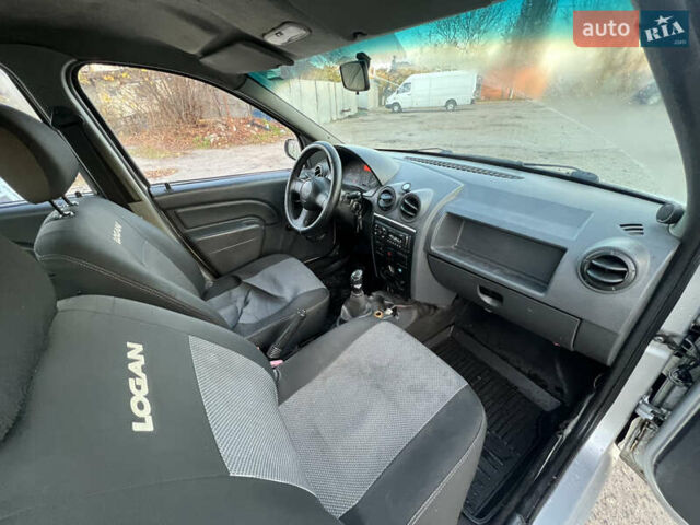 Серый Дачия Логан, объемом двигателя 1.39 л и пробегом 505 тыс. км за 1600 $, фото 8 на Automoto.ua