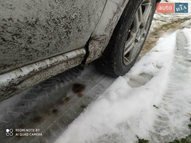 Серый Дачия Логан, объемом двигателя 1.4 л и пробегом 322 тыс. км за 3200 $, фото 6 на Automoto.ua