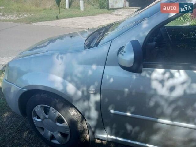 Серый Дачия Логан, объемом двигателя 1.6 л и пробегом 185 тыс. км за 5000 $, фото 1 на Automoto.ua