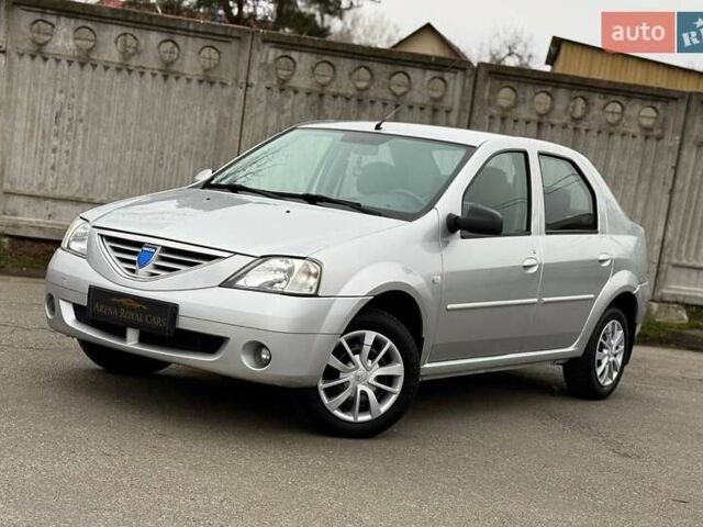 Сірий Дачія Logan, об'ємом двигуна 1.6 л та пробігом 176 тис. км за 4700 $, фото 2 на Automoto.ua